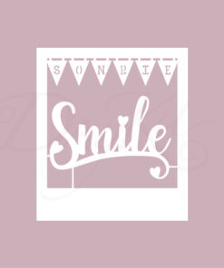 SONRÍE, SMILE